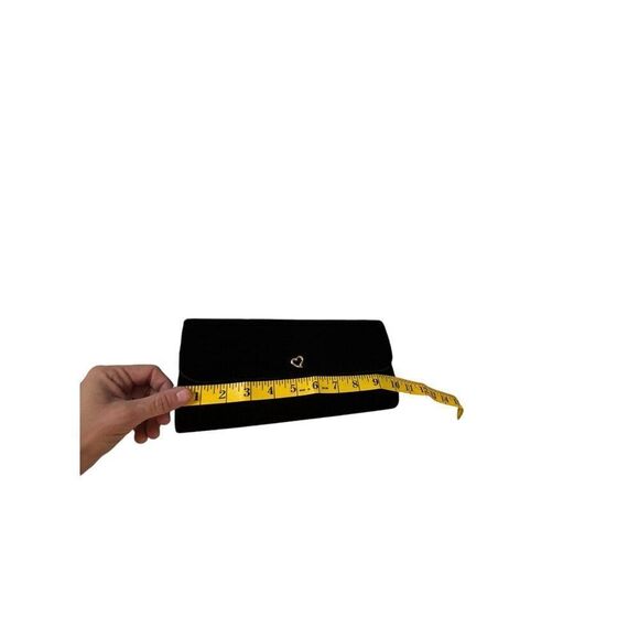 Vintage Victorias Secret Black Velvet Clutch Purse With Gold Heart Accent - Picture 4 of 9